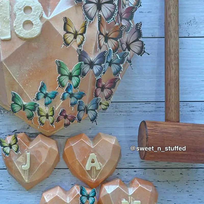 Multi-Coloured Pre-Cut Edible Wafer Butterflies 1