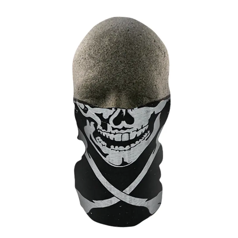 Zan Headgear - Neck Tube Fleece Skull X-Bones 1